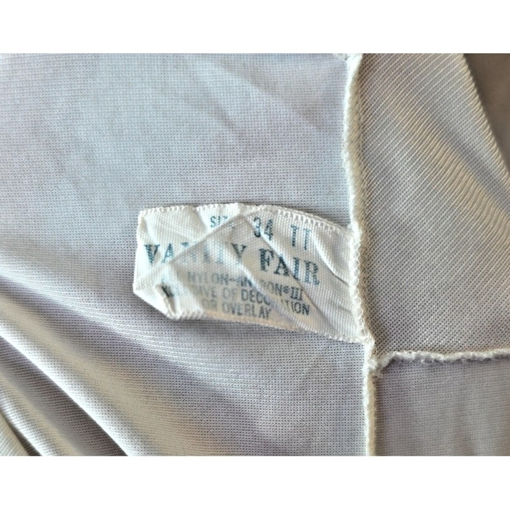 Vintage Vanity Fair Full Slip Antron III Nylon Size 34 Ivory White Fairy Prairie - Picture 9 of 14